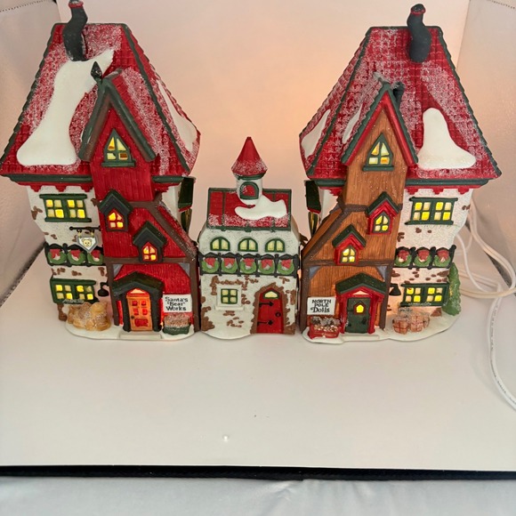 Department 56 Other - Department 56 North Pole Dolls & Santas Bear Works Village Missing Flag